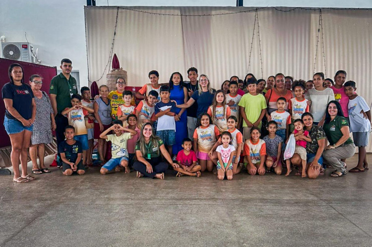 ENTREGA DE CESTAS DE NATAL | SCFV CRIANÇAS E ADOLESCENTES